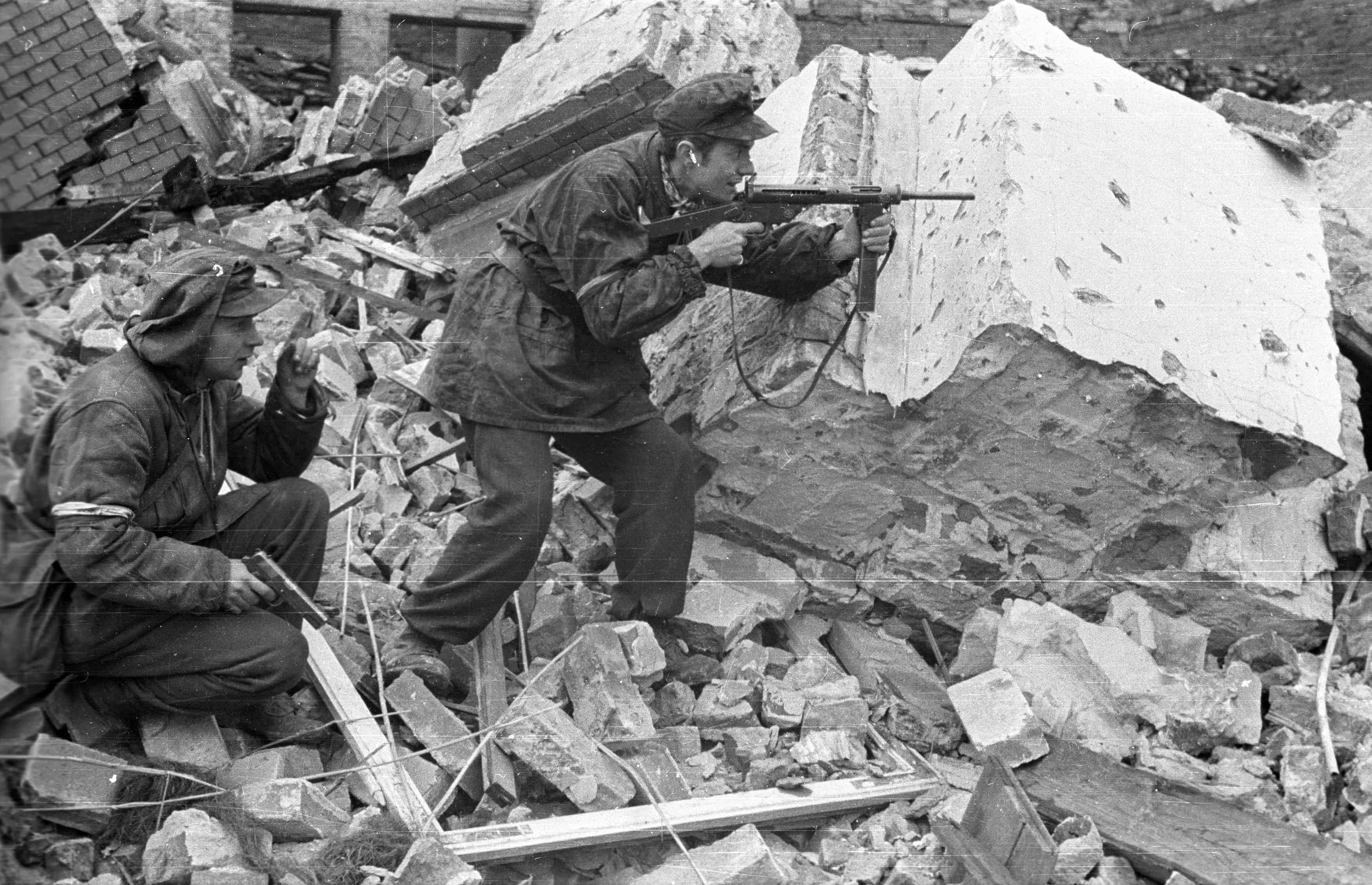 Восстания 1944 года. Варшавское восстание 1944. Восстание Поляков в 1944. Варшавское восстание (1 августа - 2 октября 1944 г.).