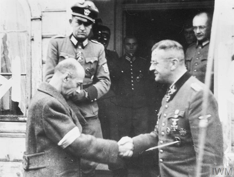 21 Moving Images of the Warsaw Uprising During World War II