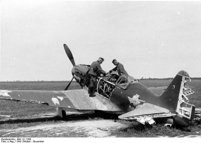 32 Photographs of Hitler&#8217;s Operation Barbarossa