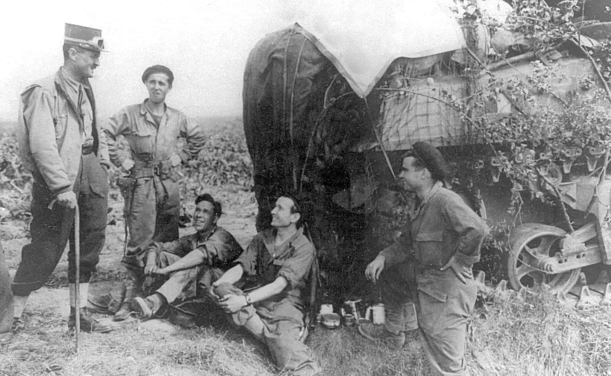 34 Powerful Images of the Heroic French Resistance Against the Nazis