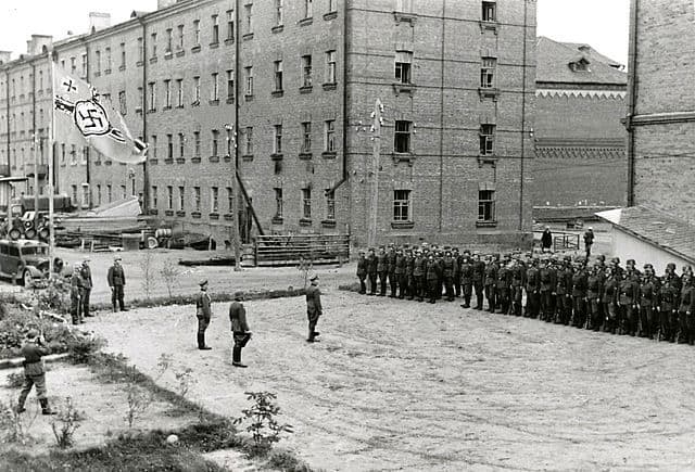 Nazis Stumble Upon Mysterious Mass Murder Site