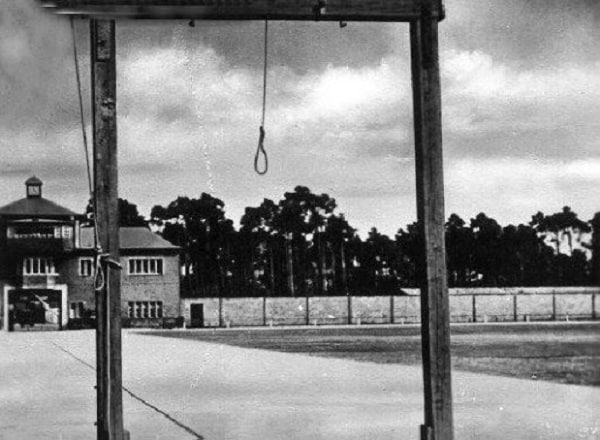 Daring Escapes from Concentrations Camps, Enemies, and Crashed Planes