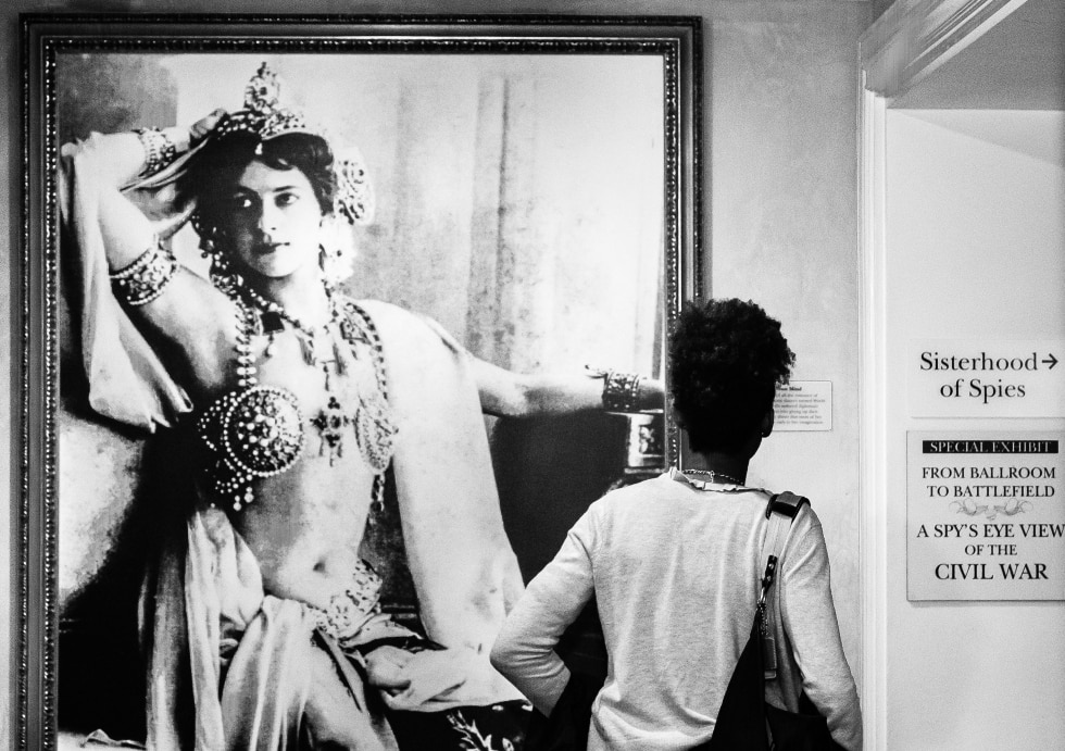 Stunning Images Captured of the Most Attractive People in History