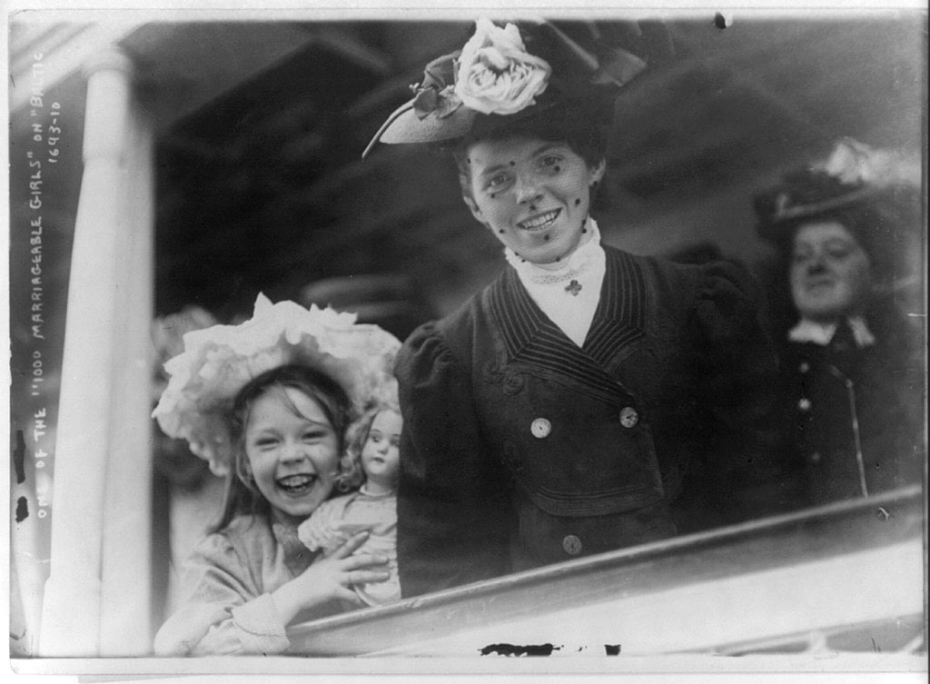 Scary Firsthand Accounts Of Immigrants Entering Ellis Island