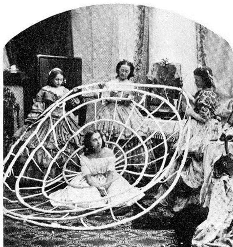 These Historic Photos Have Some Truly Odd Stories Behind Them