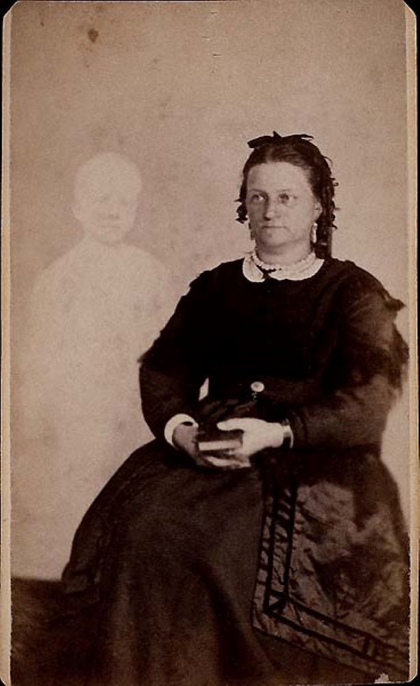Victorian Spirit Photography is More than Bad Photoshop